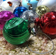 Yılbaşı Top Süs 4 Cm Renkli Dalgalı 6'lı 4761