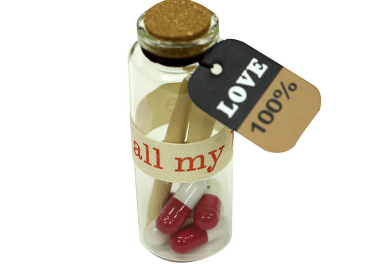 Dilek Şişesi Love 1 Adet