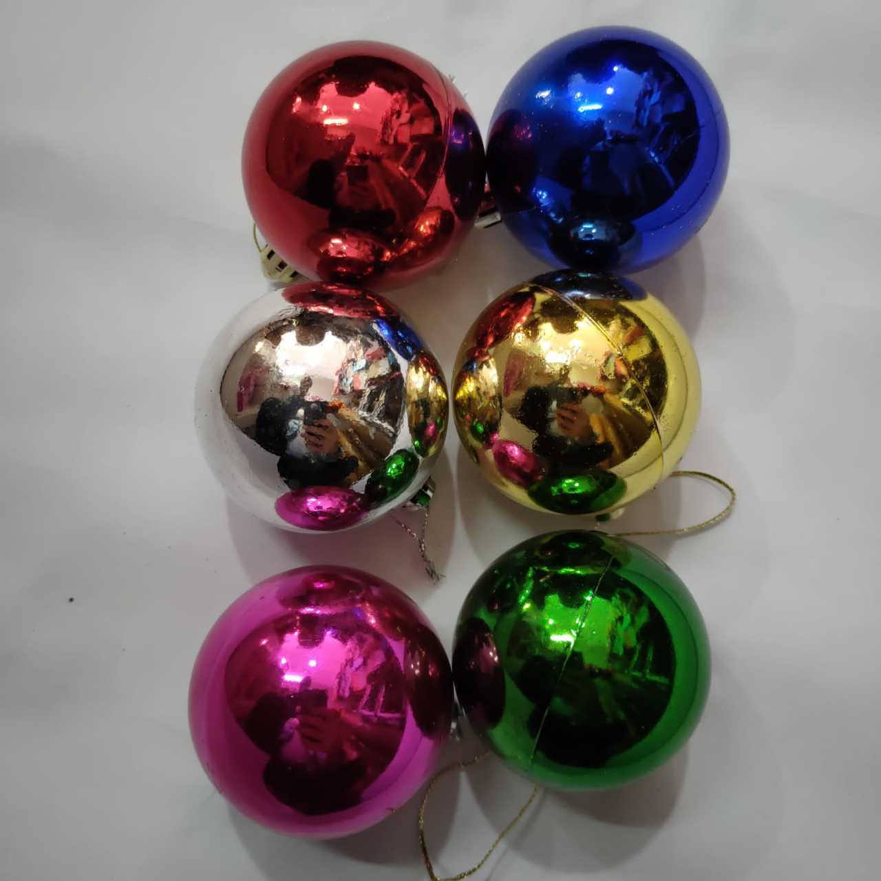 Yılbaşı Top Süs 6 Cm Renkli Parlak 6'lı 4600-3