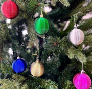 Yılbaşı Top Süs 6 Cm  Renkli Çizgili Model 6'lı 4686