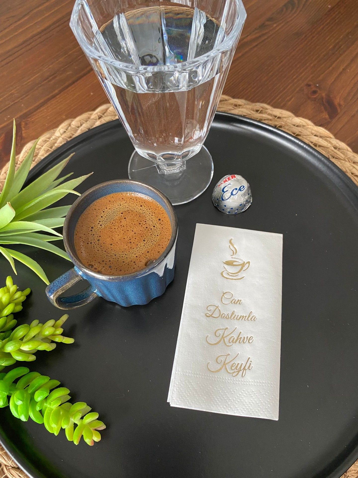 Can Dostumla Kahve Keyfi Gold 16'lı  Peçete