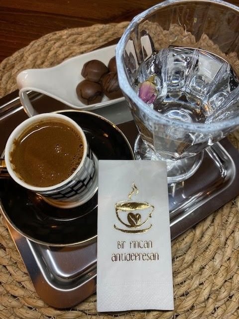 Bir Fincan Antidepresan Gold 16'lı  Peçete