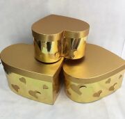 Gold Kabartmalı 3'lü Kalp Kutu 5686