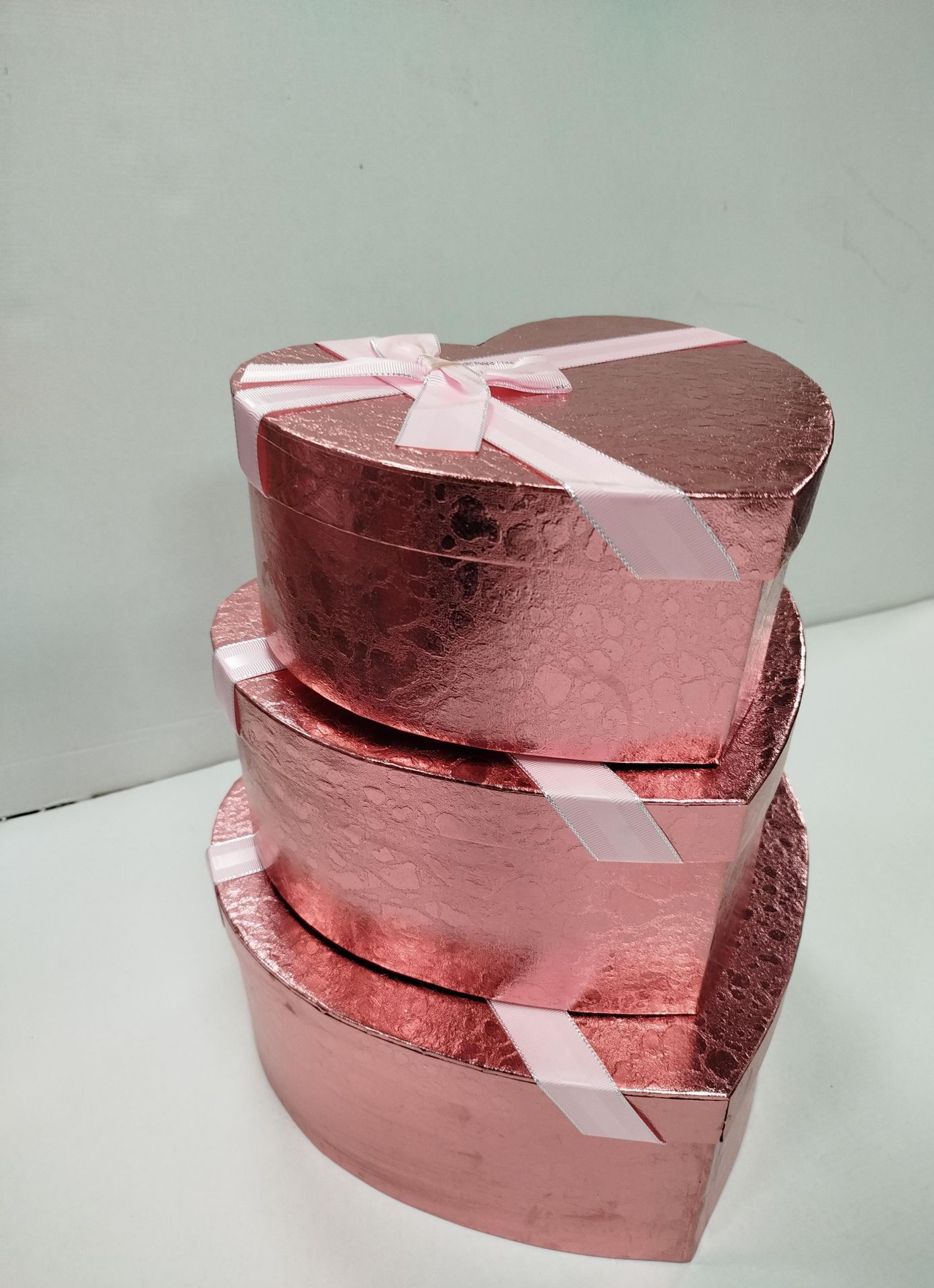 Sevgililer Günü Kalp Kutu 3'lü Pembe Parlak Desenli 125331